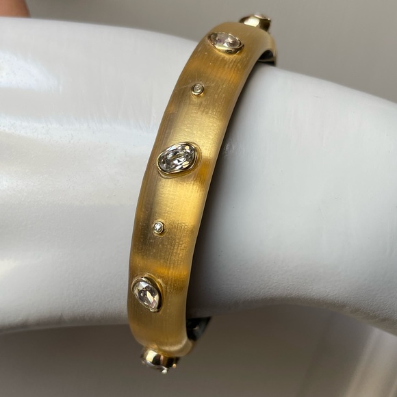NWOT ALEXIS BITTAR BRACELET GOLD COLOR WITH LARGE RHINESTONES - Picture 2 of 6